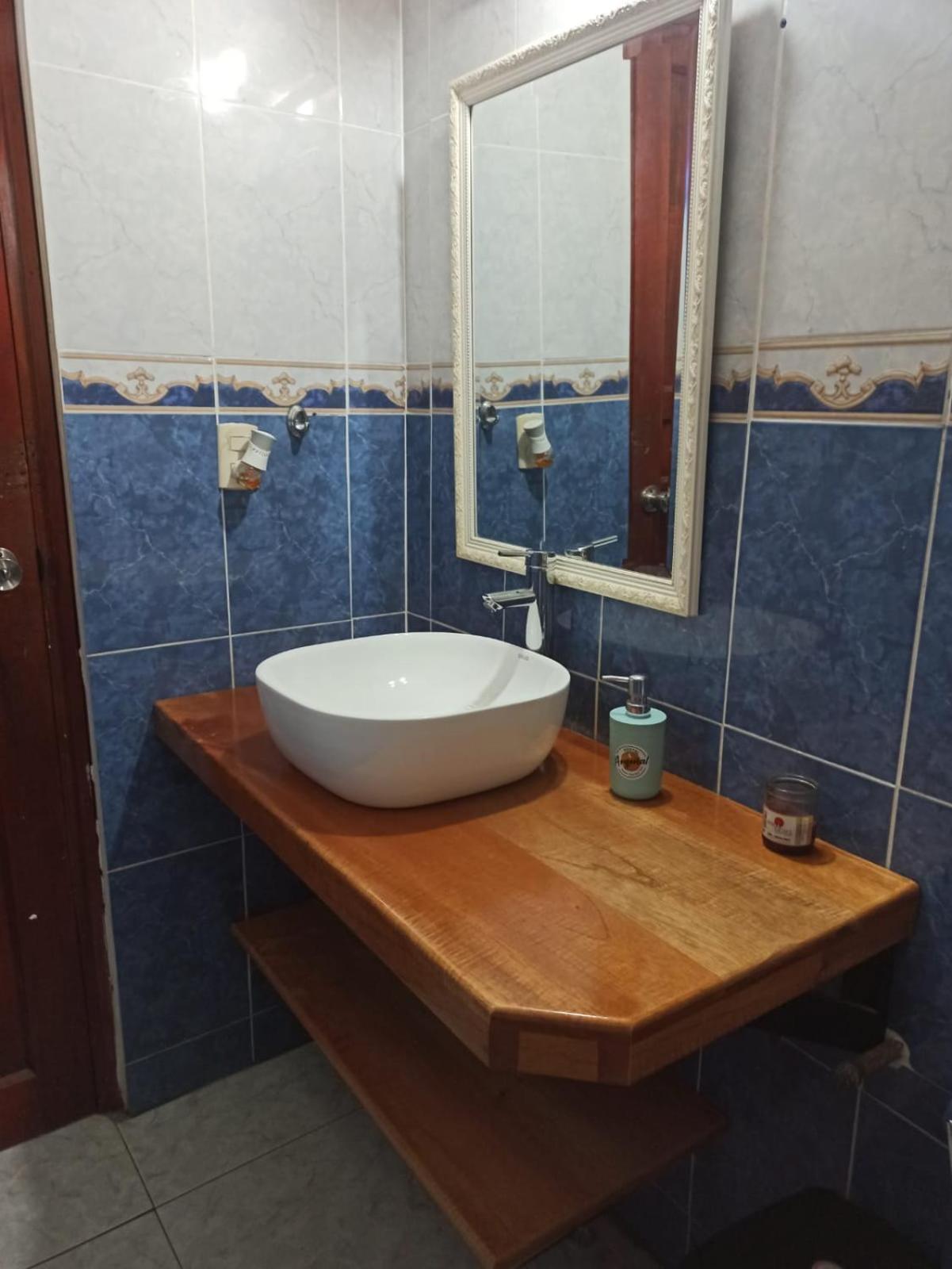 Hostal Familiar Argenal - David Ngoại thất bức ảnh