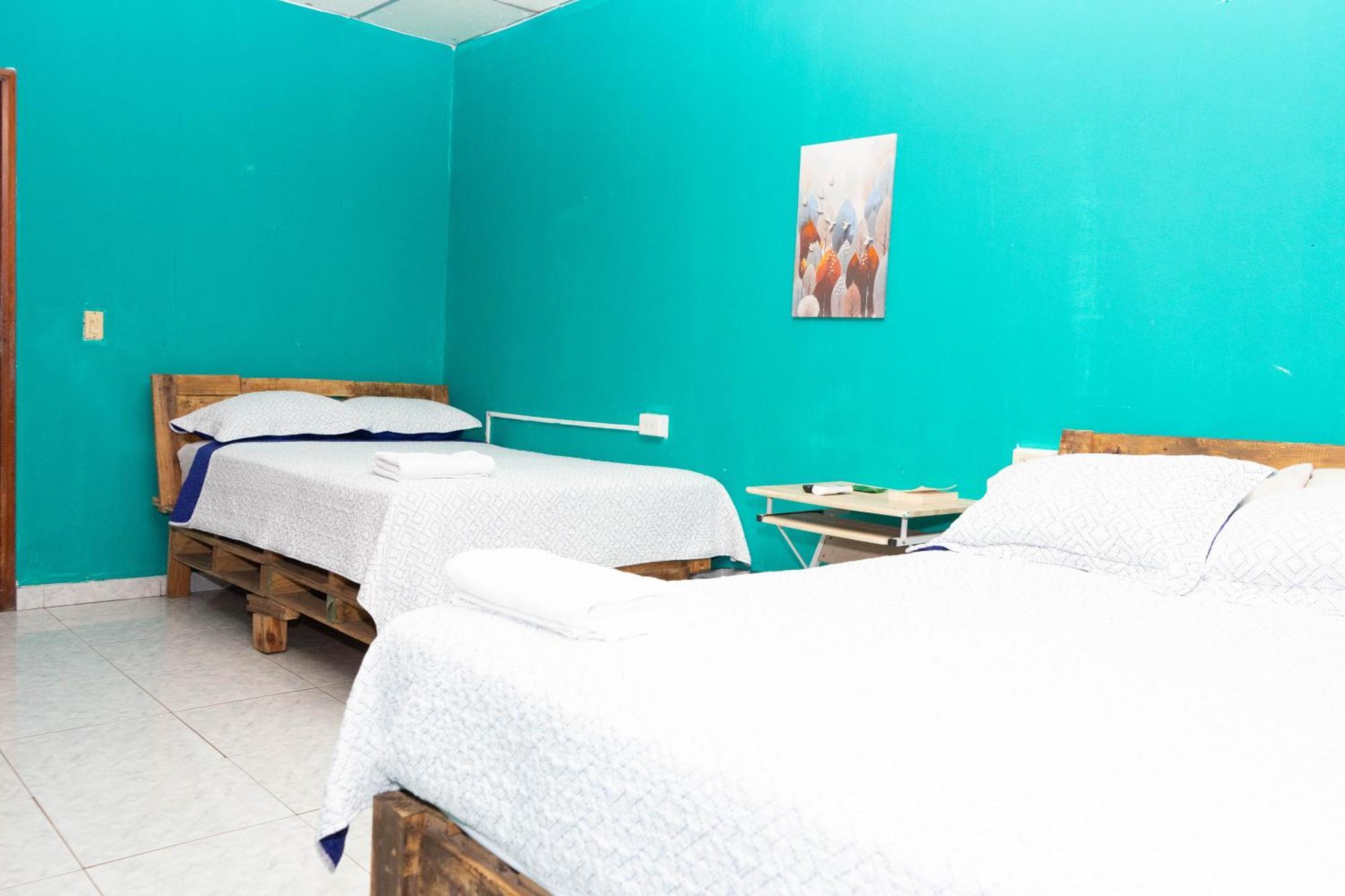 Hostal Familiar Argenal - David Ngoại thất bức ảnh